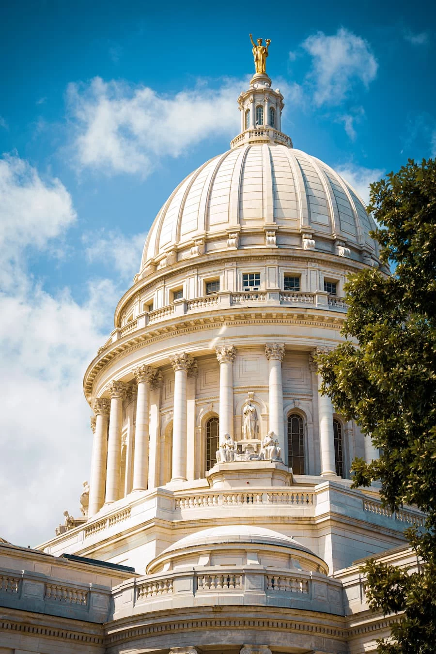 Interchange fee legislation moving through state capitols across the United States